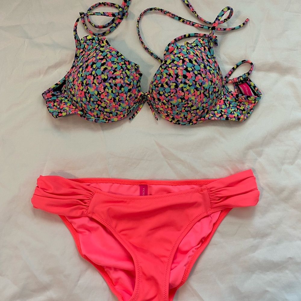 Victoria’s Secret 2 piece bathing suit